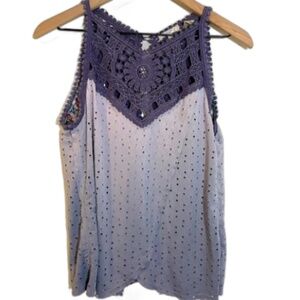 Gimmicks by BKE Lavender Lace Sleeveless Top. Sz Medium